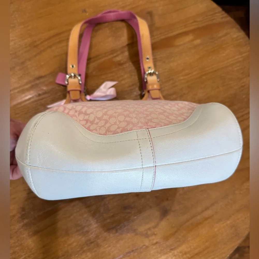 Vintage Coach Pink and Tan Shoulder Bag - Picture 4 of 7